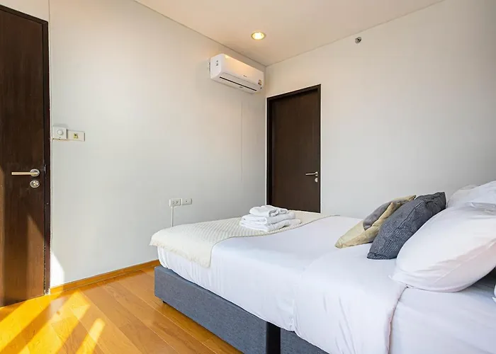 Cozy 1 Bedroom Sukhumvit 55 Bts Thong Lor Апартаменты