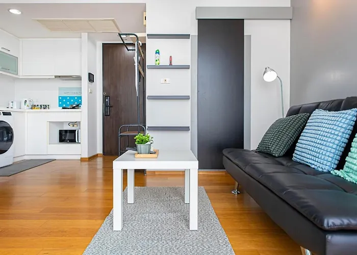 Cozy 1 Bedroom Sukhumvit 55 Bts Thong Lor Апартаменты Бангкок